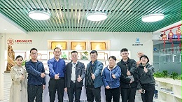 搭起人才舞臺丨珠海市香洲區(qū)總工會領(lǐng)導一行蒞臨靈科超聲波參觀調(diào)研